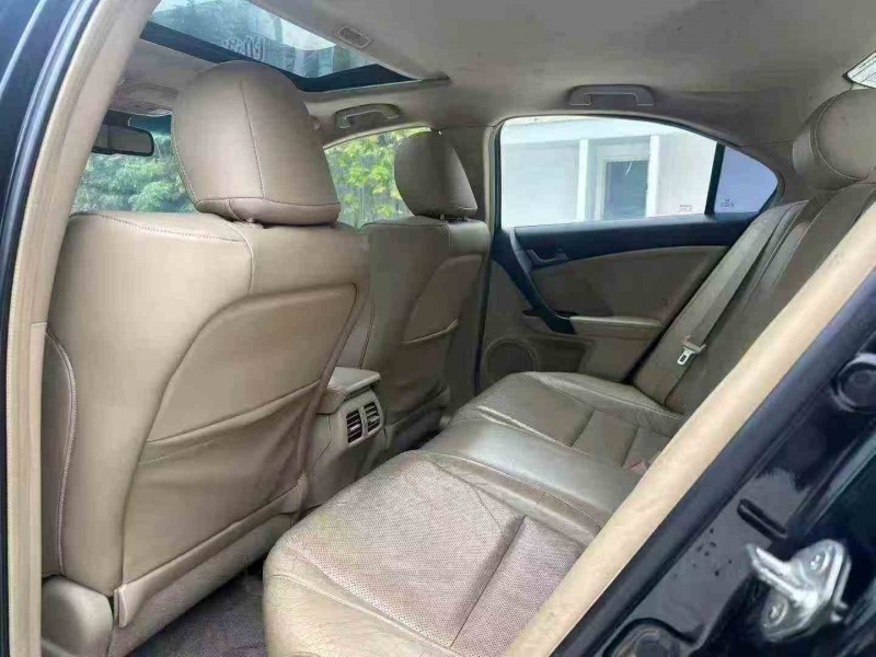 汕头11年本田思铂睿5