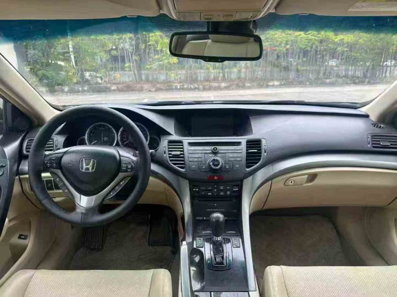 汕头11年本田思铂睿6