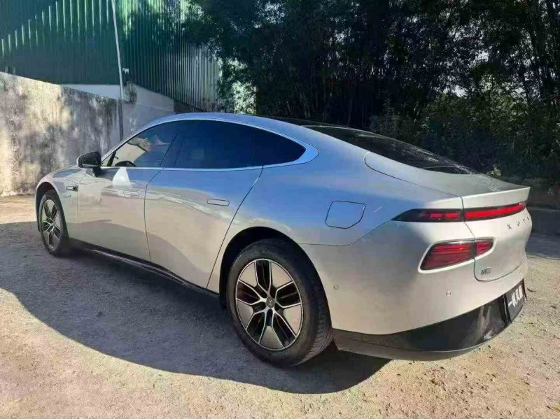 珠海24年小鹏汽车p77