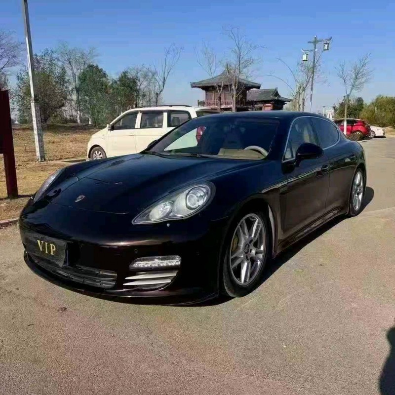 东营12年保时捷帕拉梅拉2