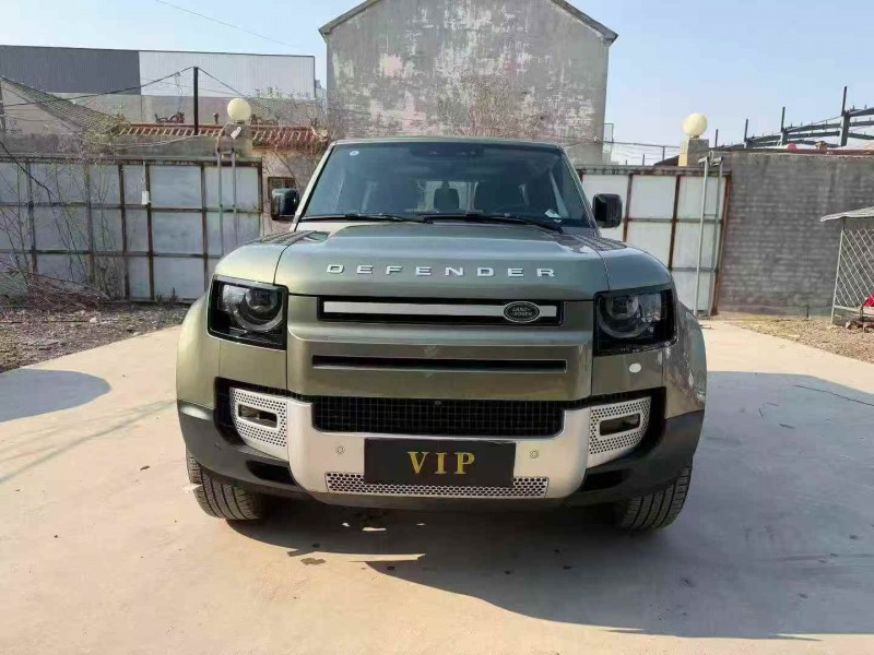 东营23年路虎卫士1