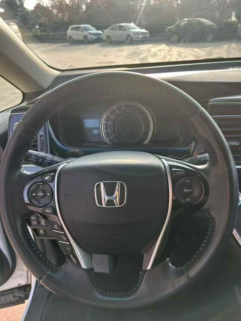 珠海19年本田艾力绅6