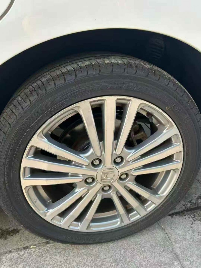 珠海19年本田艾力绅8