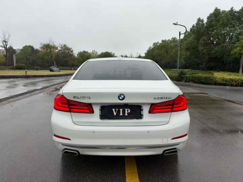 苏州20年宝马5系9