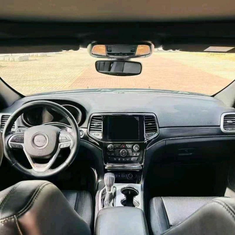 东营21年Jeep大切诺基3