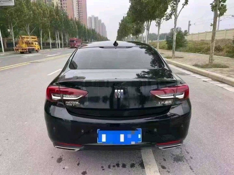 洛阳25年别克君威9