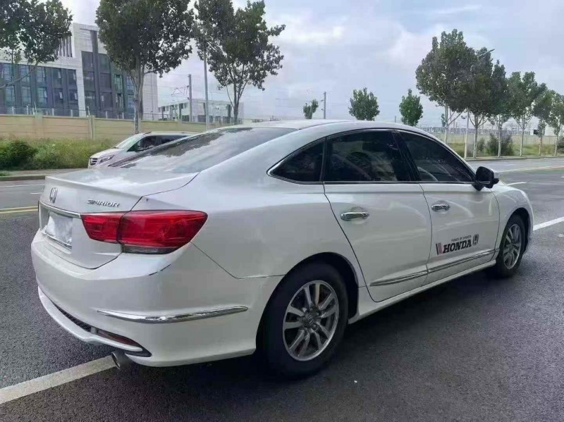 平顶山18年本田思铂睿7