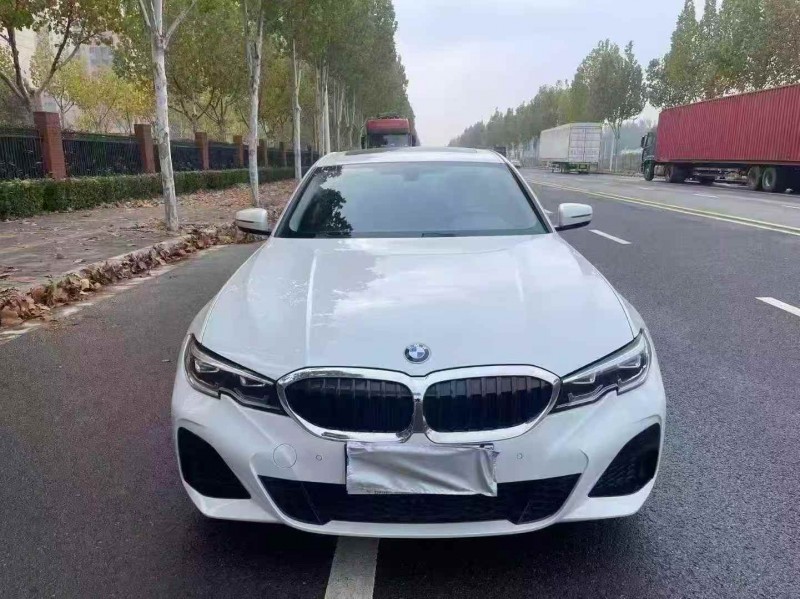 南阳21年宝马3系1