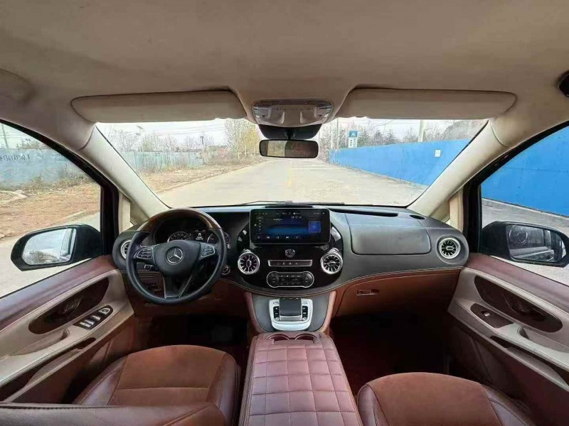 东营18年奔驰威霆6