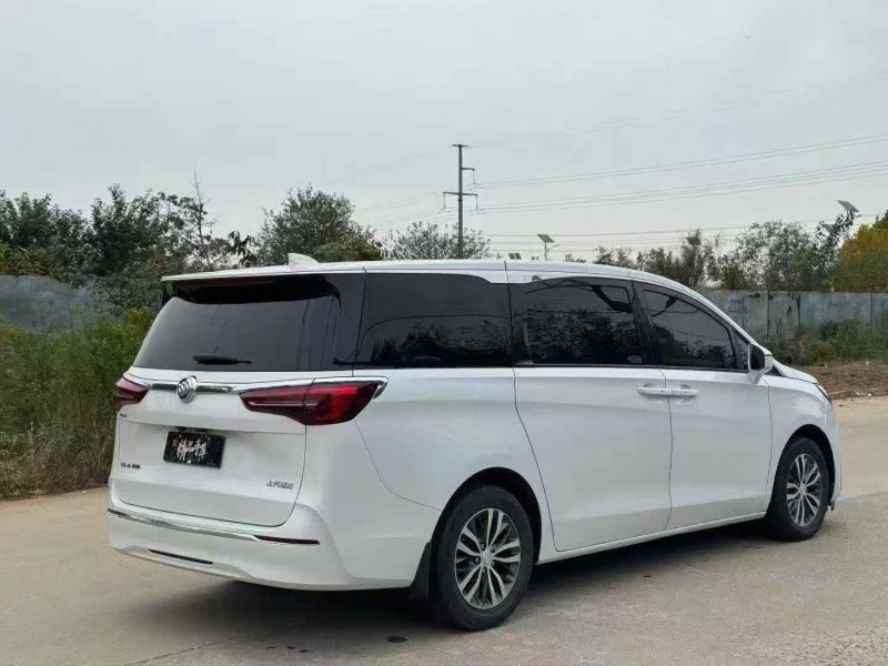 东营21年别克GL87