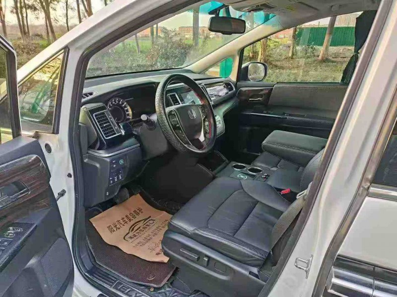 常州19年本田艾力绅4