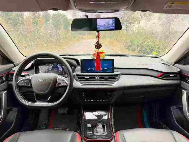 荆州22年东风奕炫5