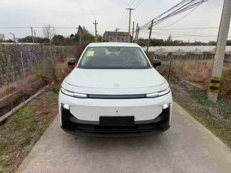 湖州25年零跑汽车B101