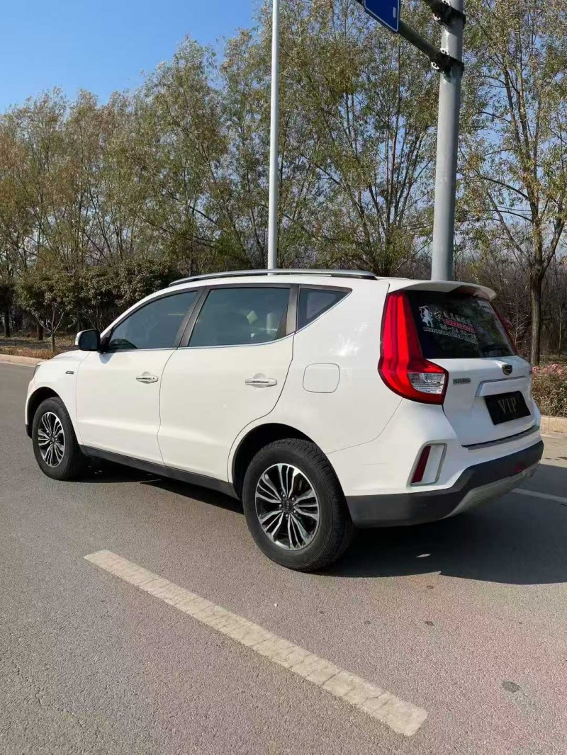 枣庄17年吉利远景8