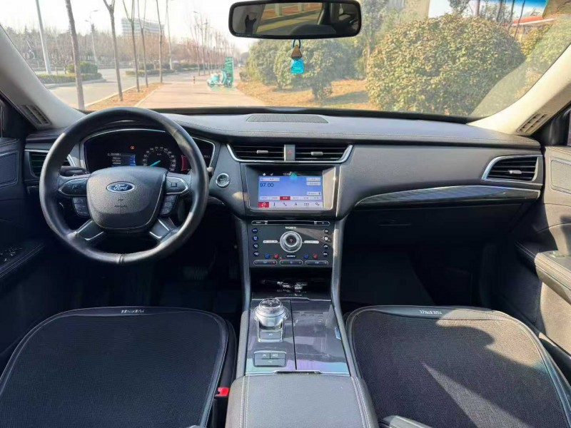 枣庄17年福特金牛座5