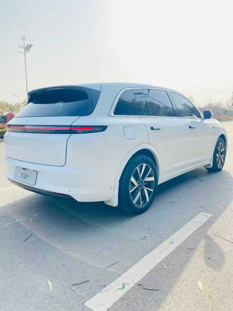 东营23年理想L77