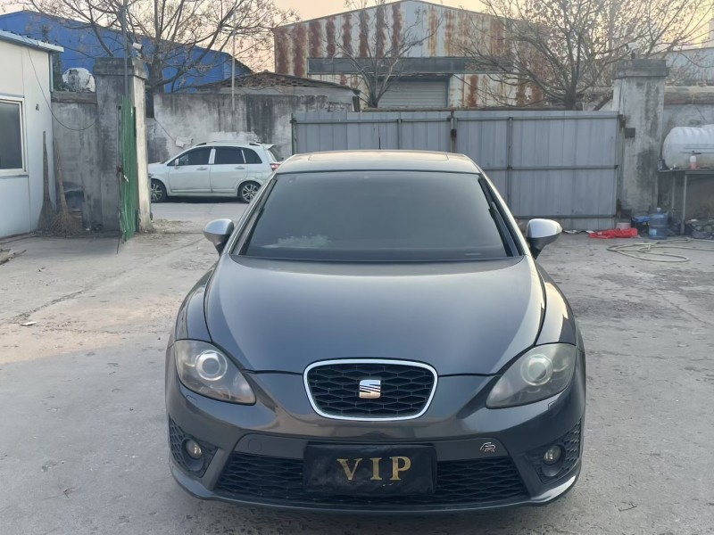 济宁14年西雅特LEON1