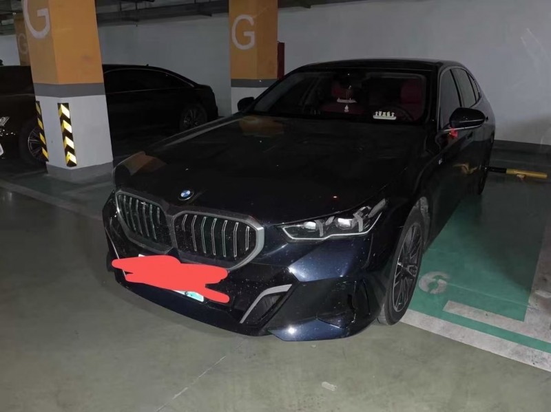 广州25年宝马5系2