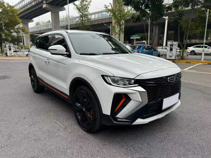 长沙21年吉利博越3