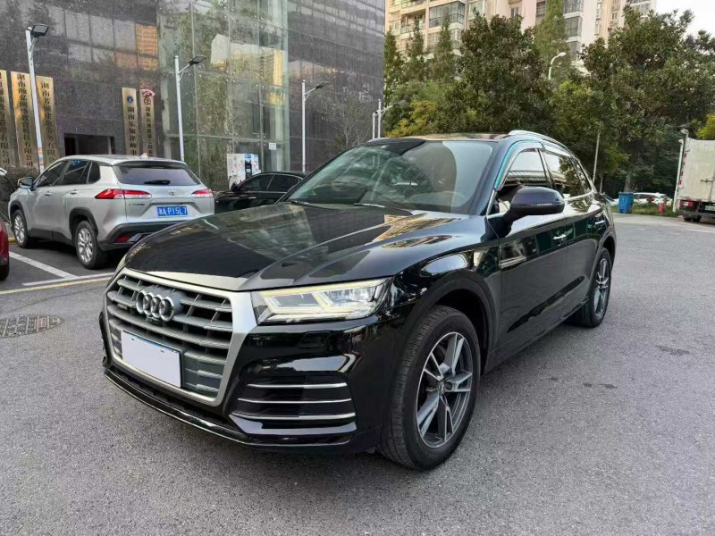 长沙18年奥迪Q52