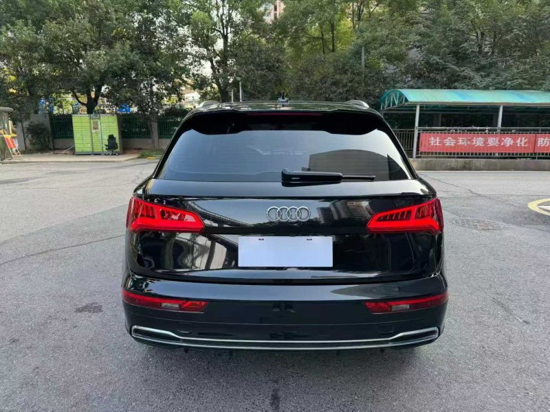 长沙18年奥迪Q55