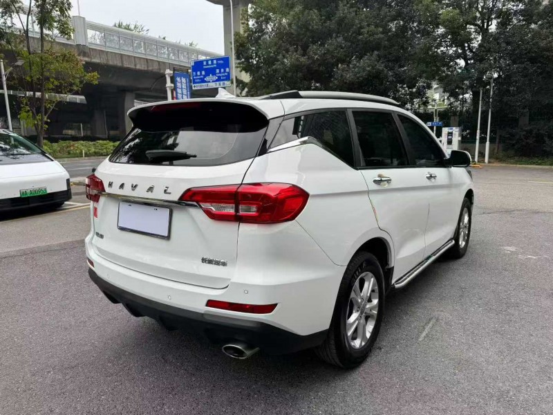 长沙19年哈弗M64