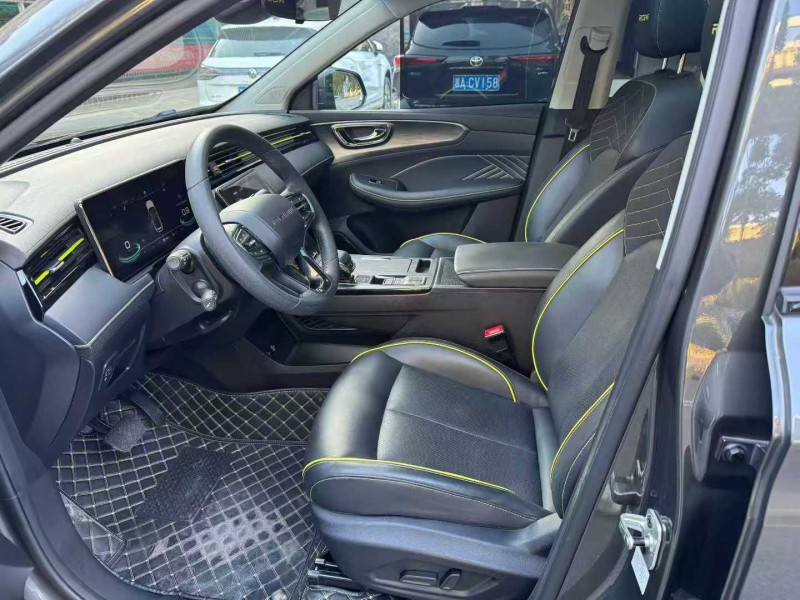 长沙22年荣威RX57