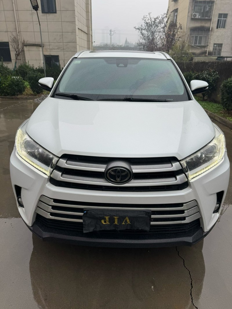 襄阳21年丰田汉兰达1