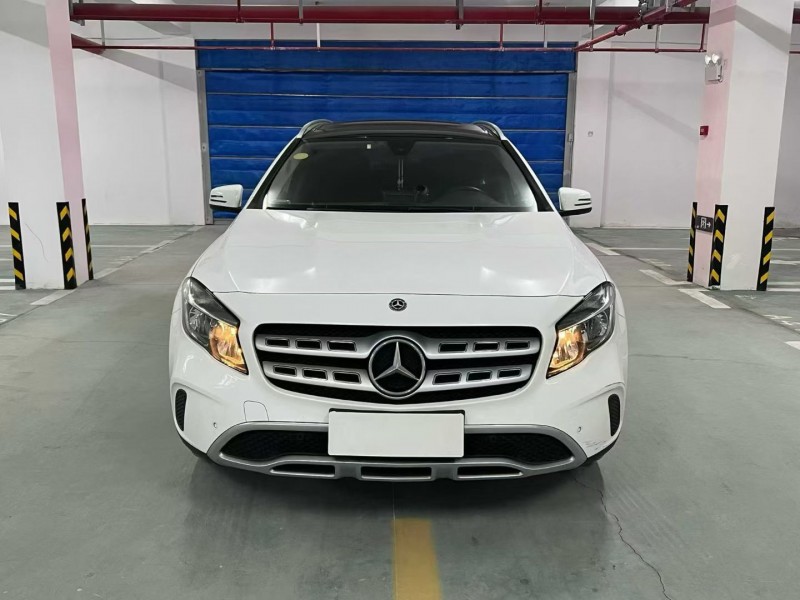 宿迁19年奔驰GLA1