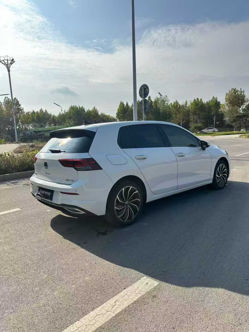 枣庄23年大众高尔夫8