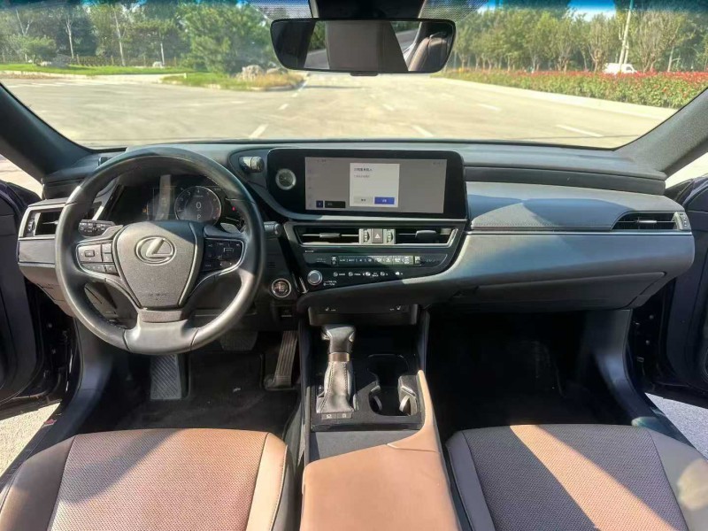 淄博23年雷克萨斯ES5