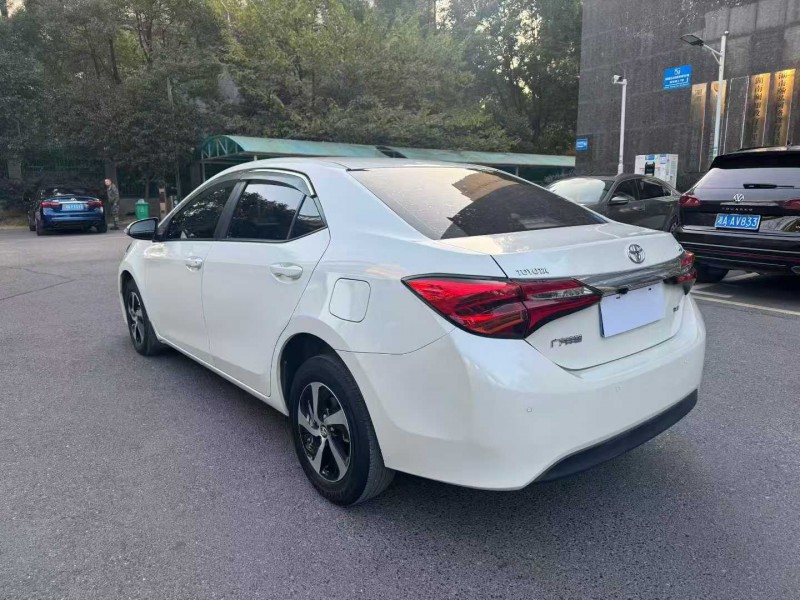 长沙19年丰田雷凌6