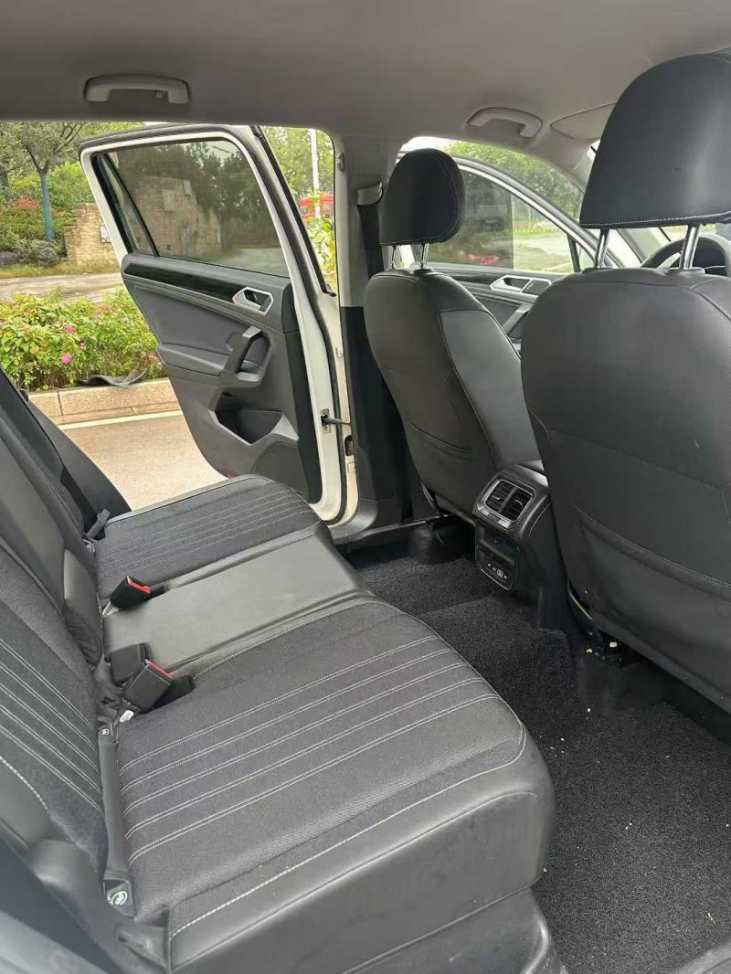 潍坊22年大众途观4