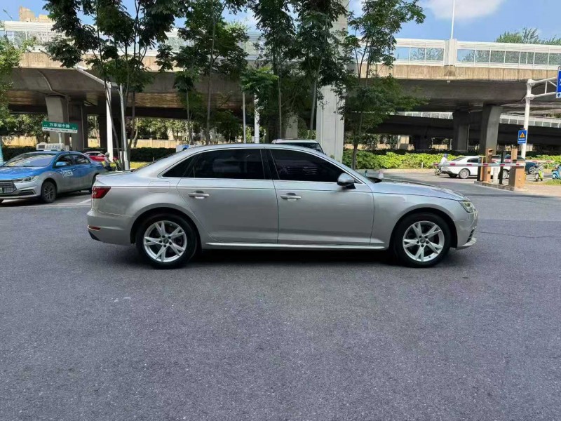 长沙18年奥迪A4L4