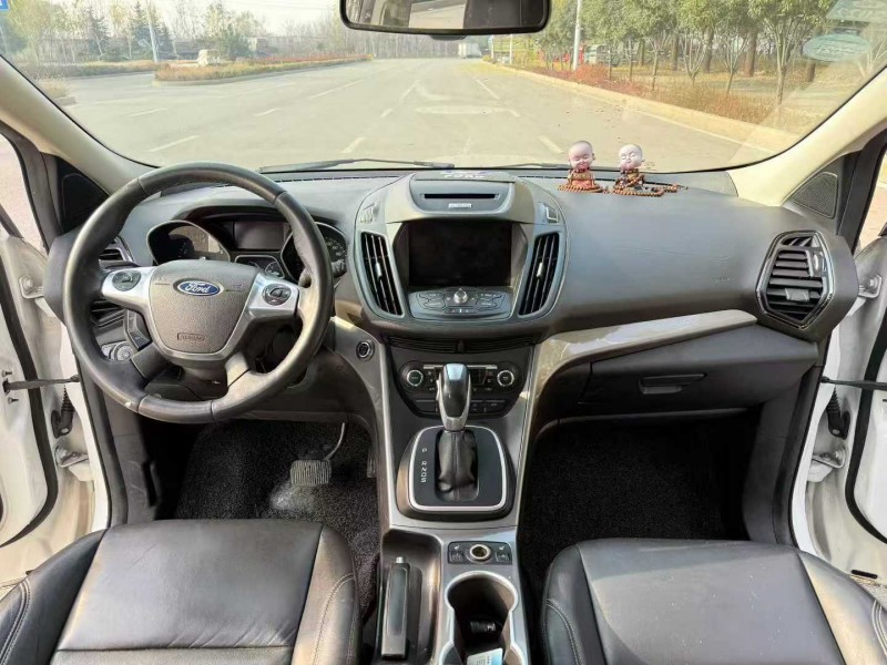 东营16年福特翼虎4