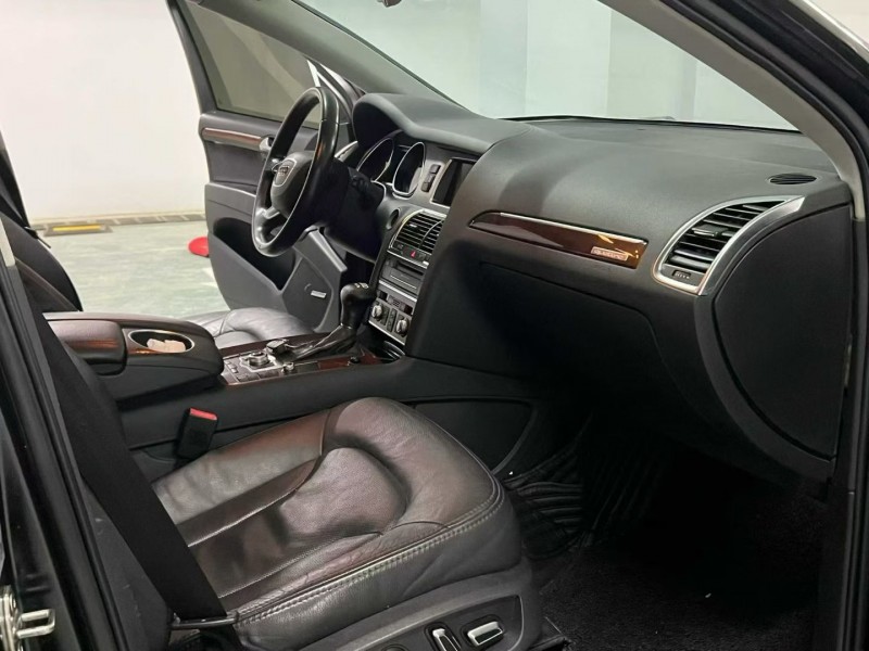 宿迁12年奥迪Q76