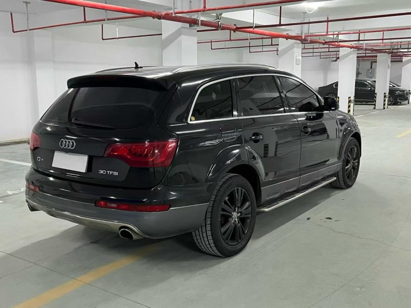 宿迁12年奥迪Q78