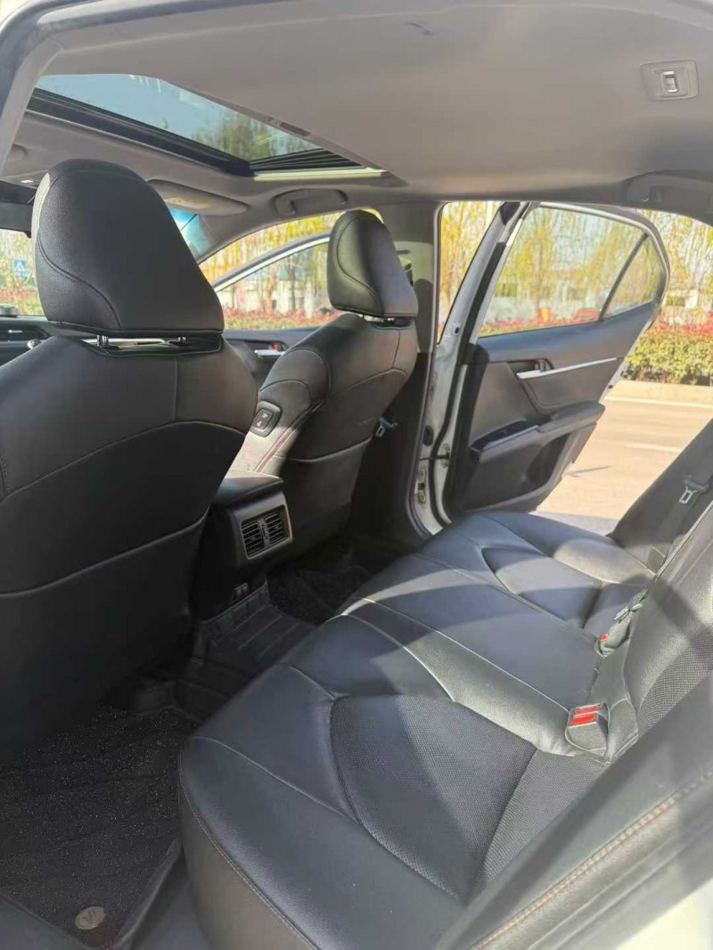 烟台20年丰田凯美瑞4