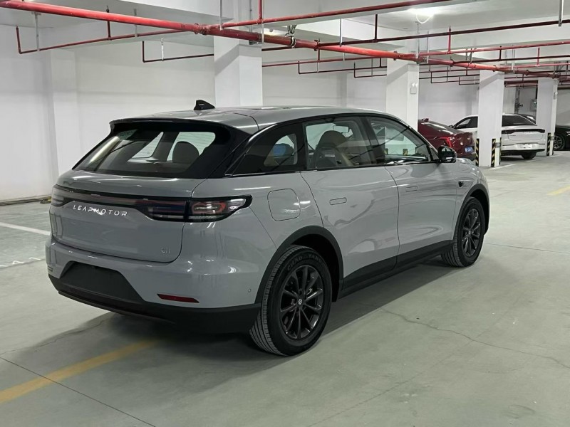 宿迁25年零跑汽车C118