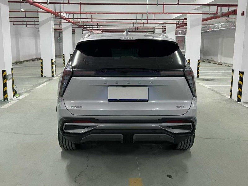 宿迁25年吉利博越9