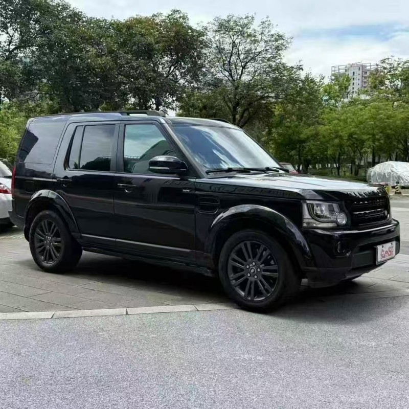 广州16年路虎发现2