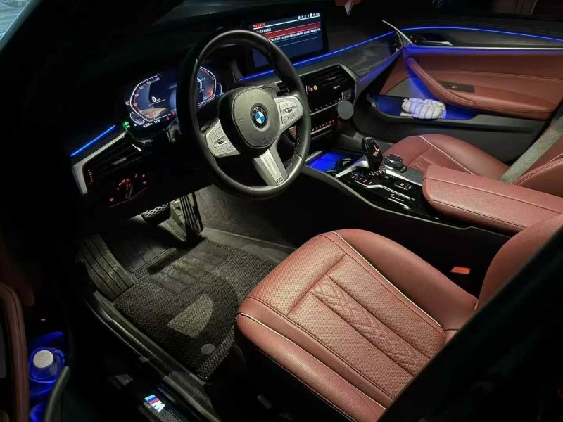 武汉23年宝马5系3