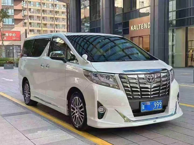 广州18年丰田埃尔法2