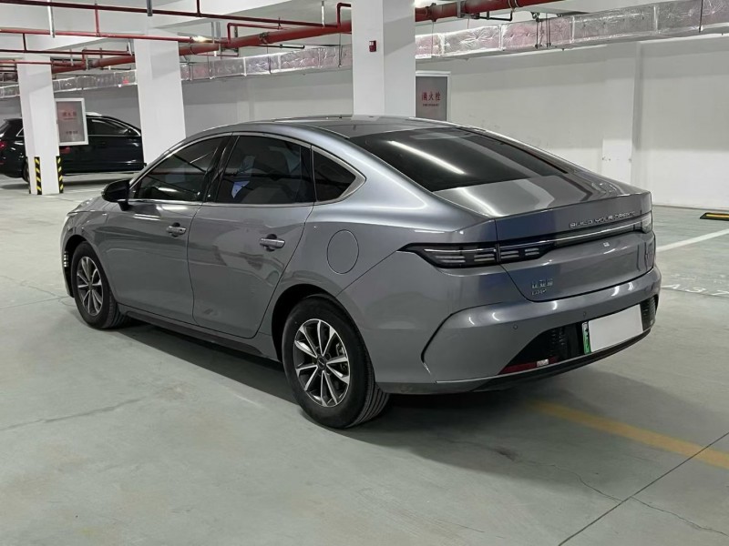 宿迁24年比亚迪驱逐舰8