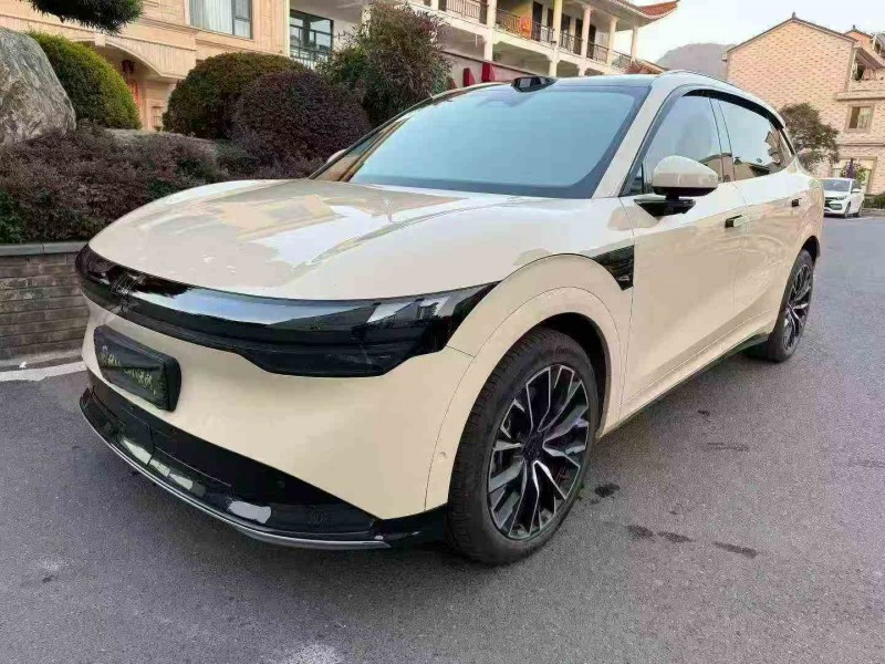 潍坊25年极氪汽车7X2