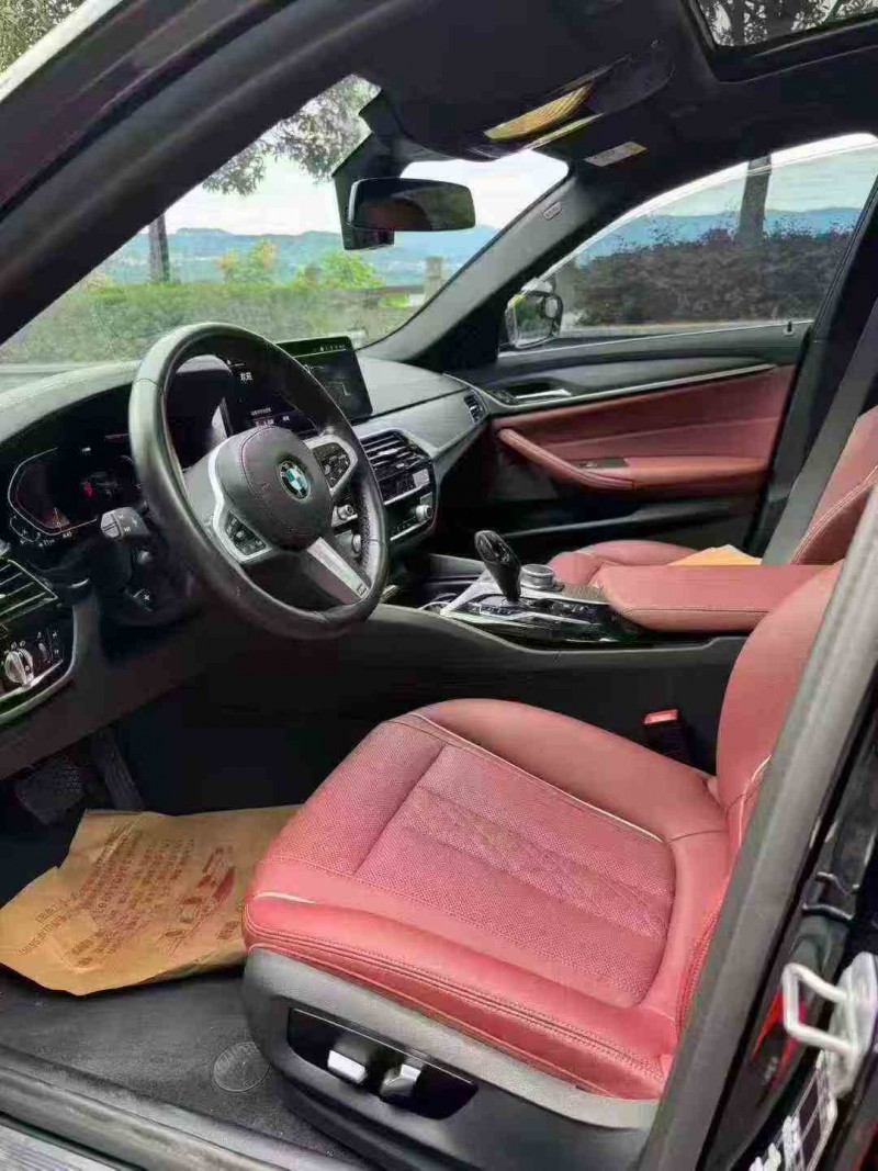 昭通22年宝马5系5