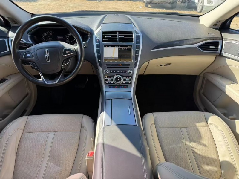 青岛18年林肯MKZ4