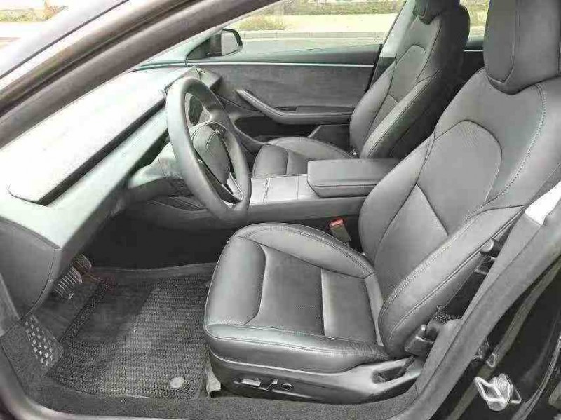 吉安24年特斯拉MODEL 35