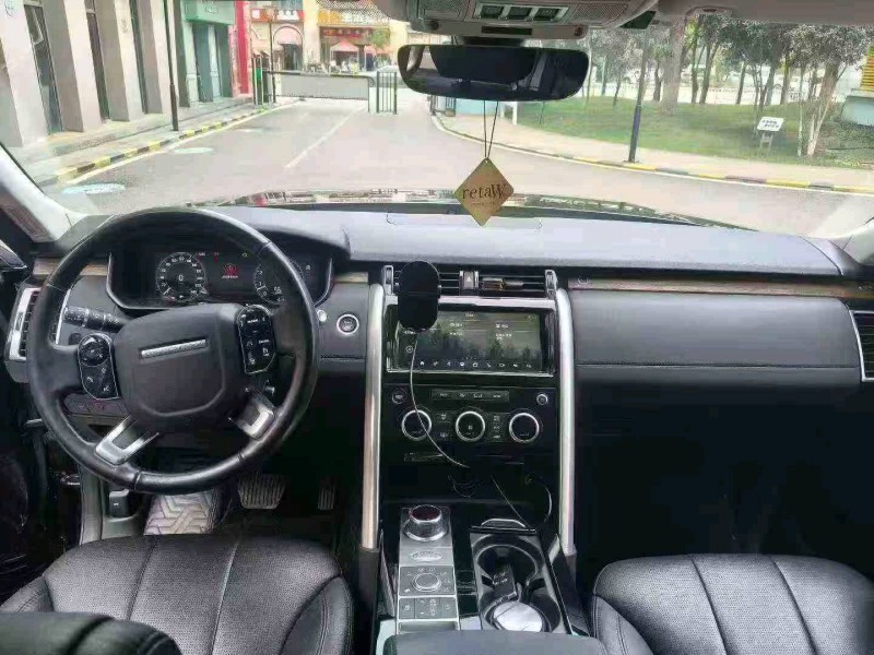 思茅21年路虎发现6