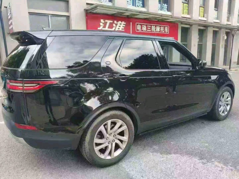 思茅21年路虎发现8